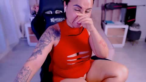 Sophia online show from 12, 11, 2025