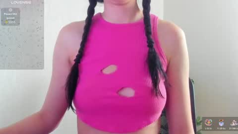 Snapshot of natural_form chatting on 18, 7, 2026 peach online show from 18, 7, 2026