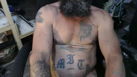 Snapshot of naturenaked chatting on 14, 10, 2025 NatureNaked online show from 14, 10, 2025