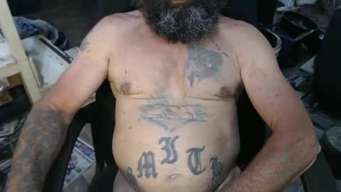 Snapshot of naturenaked chatting on 24, 11, 2025 NatureNaked online show from 24, 11, 2025