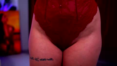 Naty online show from 25, 11, 2025