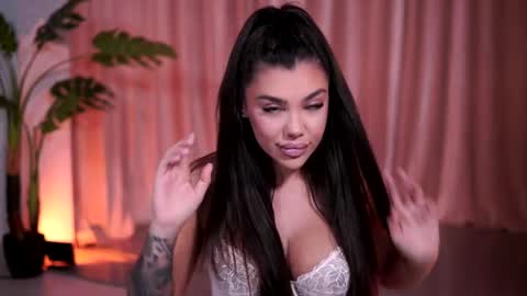 Naty online show from 13, 4, 2026