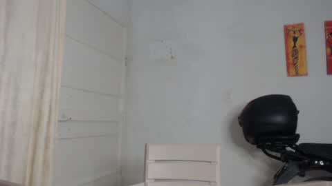 Snapshot of natzumi_mcqueen chatting on 5, 1, 2025 Stella Mcqueen online show from 5, 1, 2025