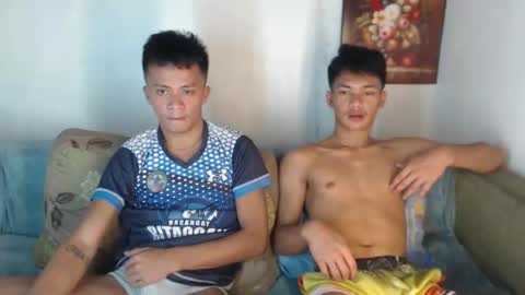 Snapshot of naughty_cy chatting on 28, 4, 2026 itzme cyril online show from 28, 4, 2026