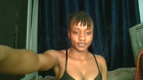 naughty_ellaa online show from 19, 10, 2025