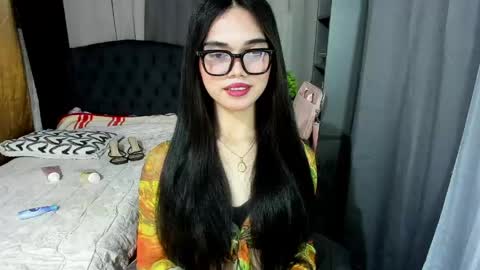 Snapshot of naughty_emmats chatting on 10, 5, 2026 emma online show from 10, 5, 2026