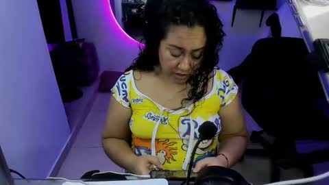 Snapshot of naughty_milf89 chatting on 14, 3, 2026 Alicia online show from 14, 3, 2026