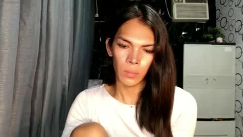 Snapshot of naughty_princess24 chatting on 4, 6, 2026 Ariela online show from 4, 6, 2026