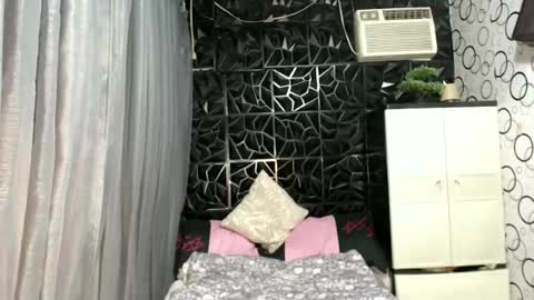 Snapshot of naughty_princess24 chatting on 24, 6, 2026 Ariela online show from 24, 6, 2026
