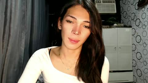 Snapshot of naughty_princess24 chatting on 5, 7, 2026 Ariela online show from 5, 7, 2026