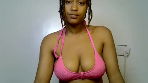Snapshot of naughty_riri21 chatting on 25, 5, 2026 Riri online show from 25, 5, 2026