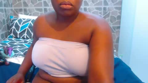 Snapshot of naughtyanal19 chatting on 11, 12, 2024 zandy online show from 11, 12, 2024