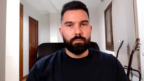 Tom online show from 15, 10, 2025