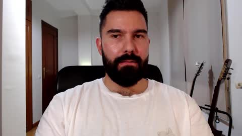 Tom online show from 20, 10, 2025