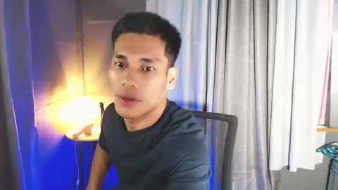 naughtyfuck_boy online show from 19, 4, 2026