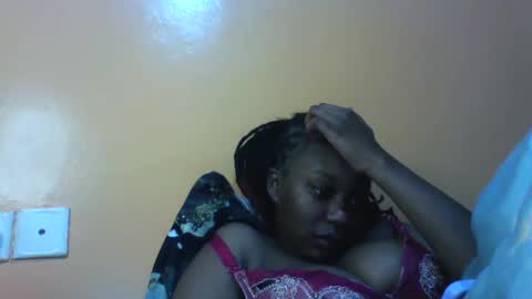 Shee online show from 14, 11, 2025