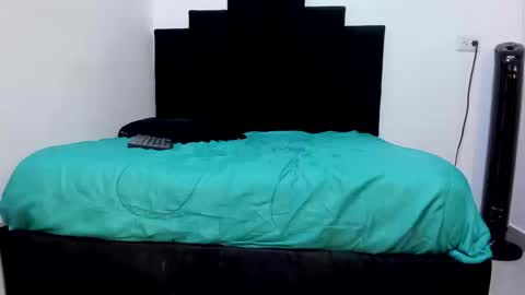 Snapshot of naughtyhoneybee_ chatting on 10, 2, 2026 naughtyhoneybee_ online show from 10, 2, 2026