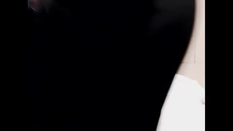 Snapshot of naughtyjenniferxx chatting on 4, 11, 2025 Jenny online show from 4, 11, 2025