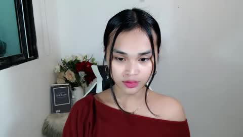 Snapshot of naughtymuse_ chatting on 29, 4, 2026 ELISE online show from 29, 4, 2026