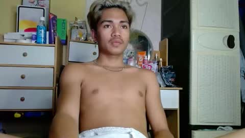 Snapshot of naughtyperfectasian4u chatting on 2, 4, 2026 naughtyperfectasian4u online show from 2, 4, 2026