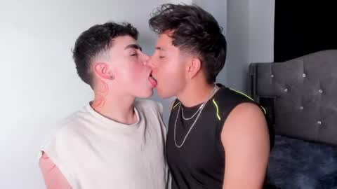 Snapshot of naughtysalomon chatting on 19, 5, 2026 Salomon and Andy online show from 19, 5, 2026