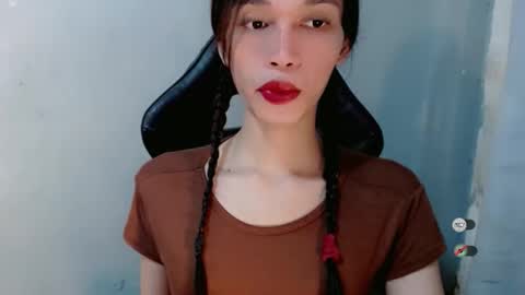 Snapshot of naughtysunshinepinay chatting on 26, 9, 2025 Celine online show from 26, 9, 2025