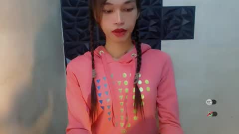 Snapshot of naughtysunshinepinay chatting on 14, 10, 2025 Celine online show from 14, 10, 2025