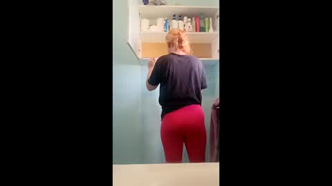 Snapshot of naughtyt333n chatting on 6, 3, 2026 Naughty Jess online show from 6, 3, 2026