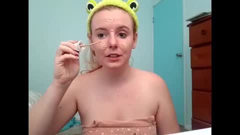 Snapshot of naughtyt333n chatting on 30, 3, 2026 Naughty Jess online show from 30, 3, 2026