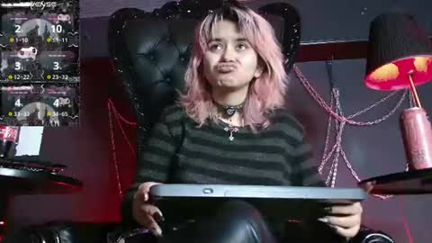 Snapshot of navier__ chatting on 4, 7, 2026 Navier online show from 4, 7, 2026