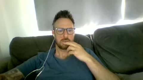 Snapshot of nawtydom1977 chatting on 30, 6, 2026 nawtydom1977 online show from 30, 6, 2026