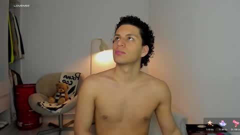 Snapshot of naxttan chatting on 28, 10, 2025 Natan online show from 28, 10, 2025