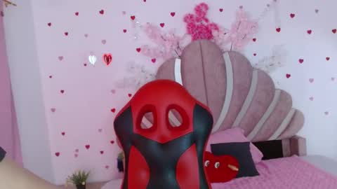 Snapshot of naya_fox1 chatting on 22, 3, 2026 naya_fox1 online show from 22, 3, 2026