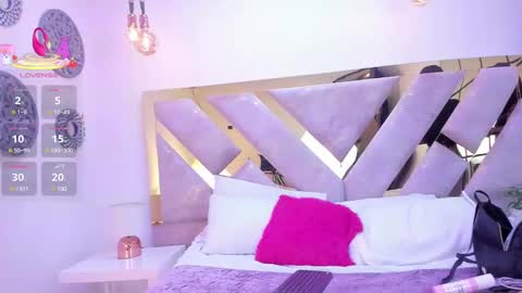 nayara_macherano online show from 11, 3, 2025