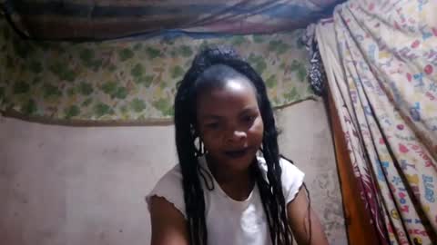 Snapshot of naylah313 chatting on 9, 7, 2026 Nayla online show from 9, 7, 2026