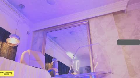 Juli  online show from 22, 1, 2025