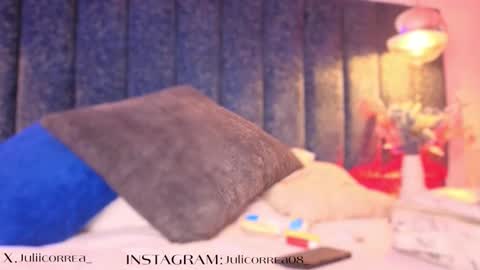 Juli  online show from 9, 9, 2025