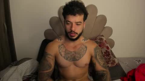 Snapshot of neeii chatting on 8, 10, 2025 Nei turn green online show from 8, 10, 2025