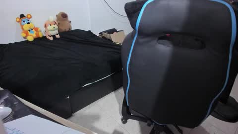 Geek Nicole    im Neeko UwU online show from 1, 2, 2026