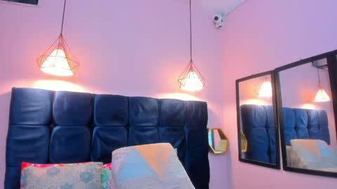 neferet_opal online show from 13, 4, 2026