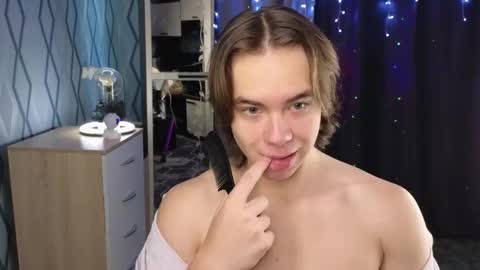 Snapshot of neganxxl chatting on 12, 10, 2025 Negan online show from 12, 10, 2025