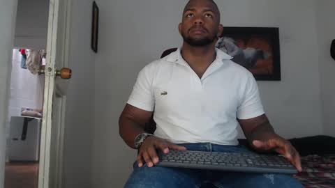 Snapshot of negritomeloso_k18 chatting on 15, 9, 2025 negritomeloso_k18 online show from 15, 9, 2025