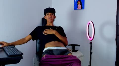 Snapshot of neitan_miller chatting on 17, 7, 2026 neitan online show from 17, 7, 2026