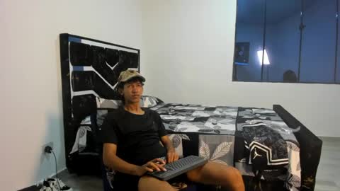 Snapshot of neitan_miller chatting on 24, 7, 2026 neitan online show from 24, 7, 2026
