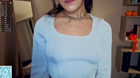 Snapshot of neldaestey chatting on 10, 5, 2026 Vicky and Beatrice online show from 10, 5, 2026