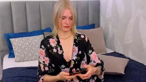 Snapshot of nellloyns chatting on 27, 2, 2025 Nelly online show from 27, 2, 2025