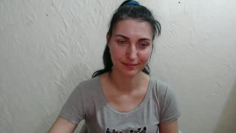 Nensy online show from 1, 3, 2025