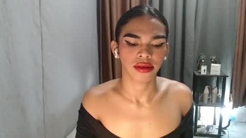 Snapshot of neomi_hardcock chatting on 22, 7, 2026 neomi online show from 22, 7, 2026