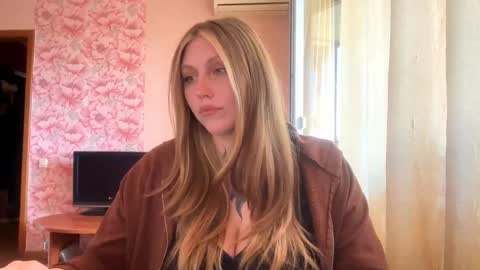 neomimaddern online show from 19, 4, 2026