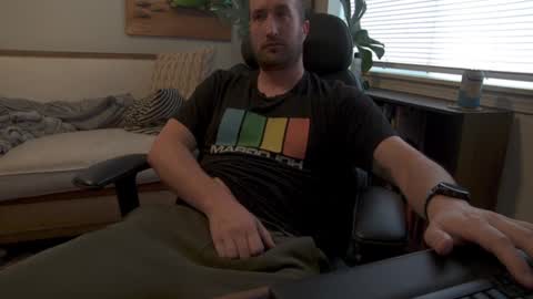 Snapshot of neox400 chatting on 13, 11, 2025 neox400 online show from 13, 11, 2025